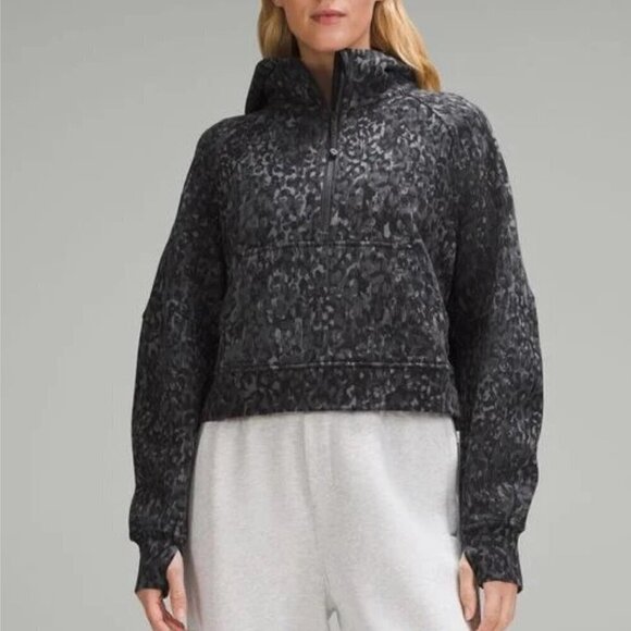 NWT Scuba Oversized 1/2 Zip Hoodie - M/L Lined Leopard WP Anchor Multi - Picture 1 of 7